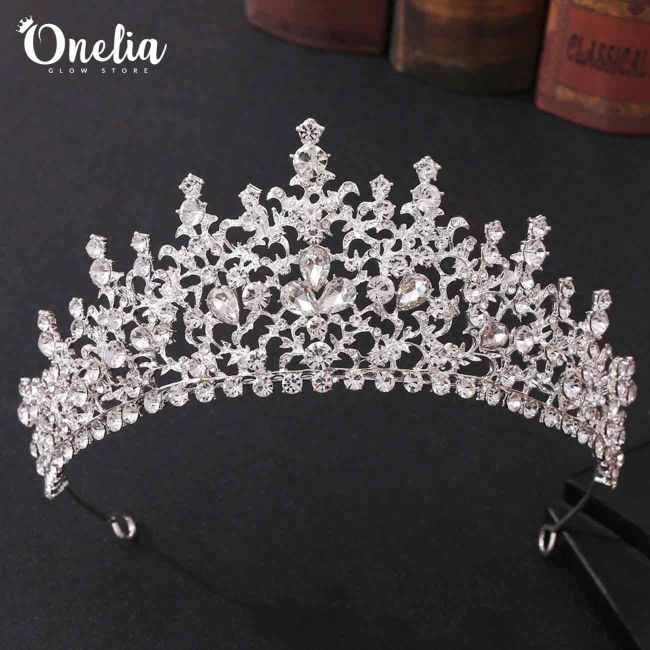 Peineta Para El Pelo Hecho A Mano De Metal Con Flores Artificiales De Fom Rosadas